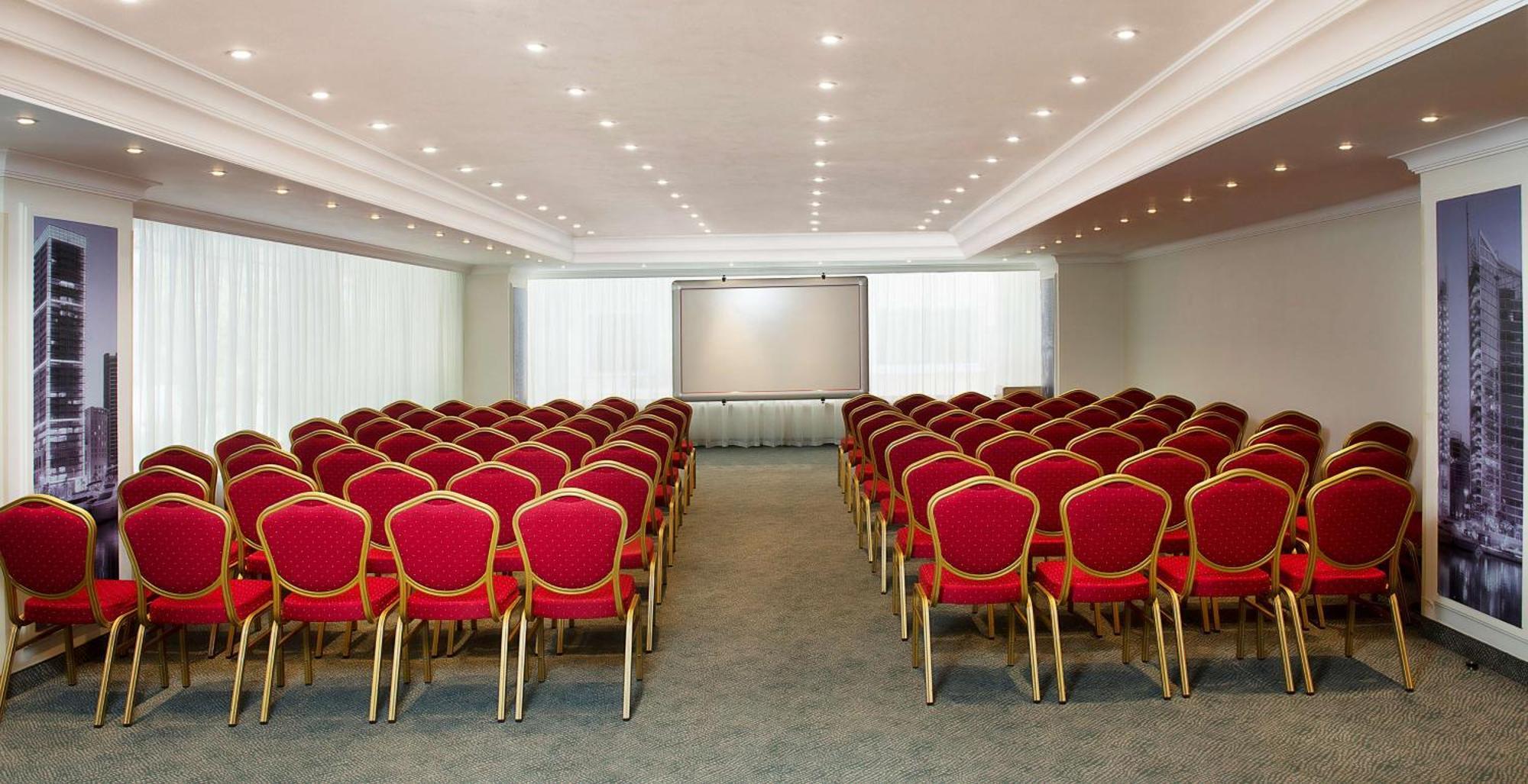 Radisson Blu Martinez Beirut Hotel Bagian luar foto A typical conference room